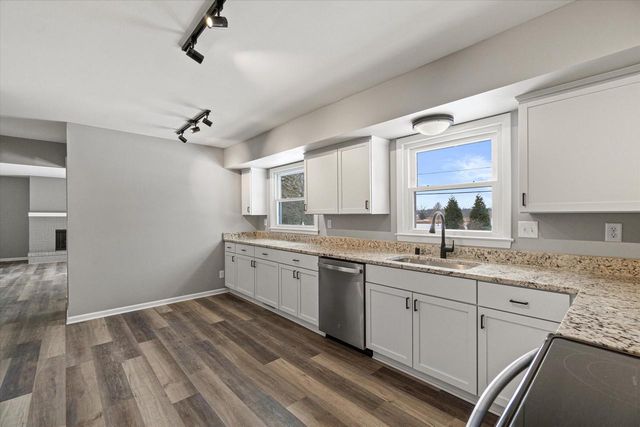 4335 N 145th STREET, Brookfield, WI 53005