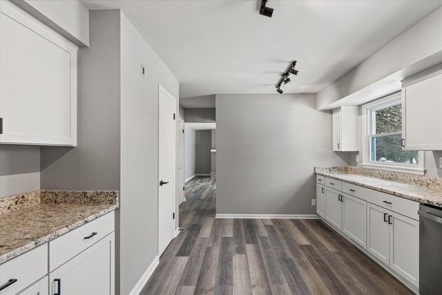 4335 N 145th STREET, Brookfield, WI 53005