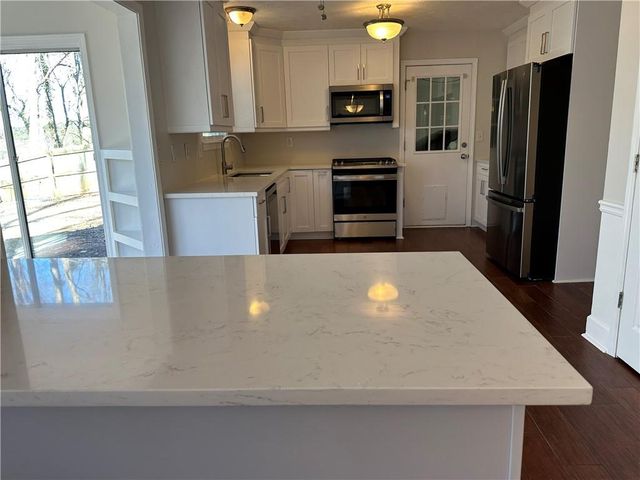 3263 Long Indian Creek Court, Alpharetta, GA 30022