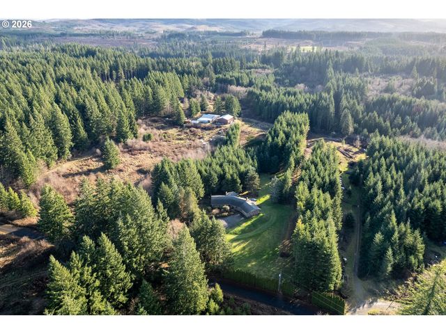 27572 S KINZY Rd, Estacada, OR 97023