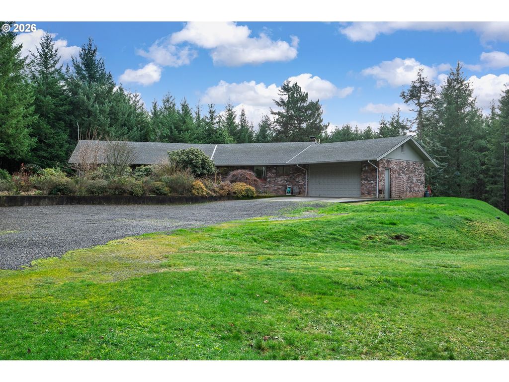 27572 S KINZY Rd, Estacada, OR 97023