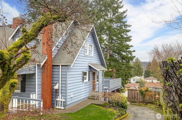 2536 N Lafayette Avenue, Bremerton, WA 98312