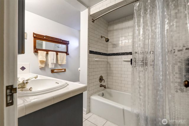 2536 N Lafayette Avenue, Bremerton, WA 98312