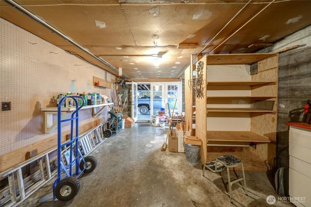 2536 N Lafayette Avenue, Bremerton, WA 98312