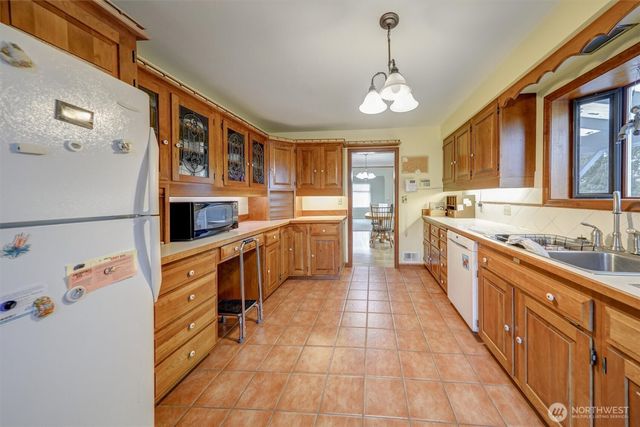 2536 N Lafayette Avenue, Bremerton, WA 98312