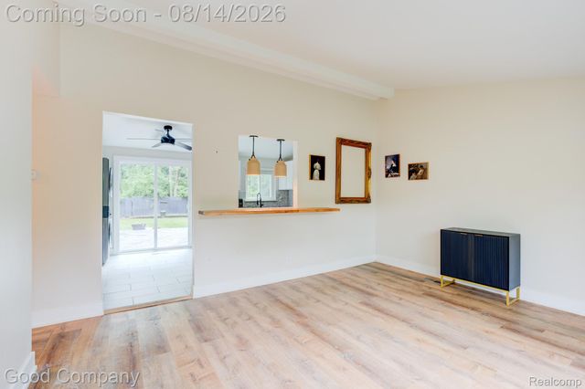 30110 Fairfax Street, Southfield, MI 48076