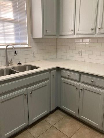 2100 San Gabriel ST 204, Austin, TX 78705