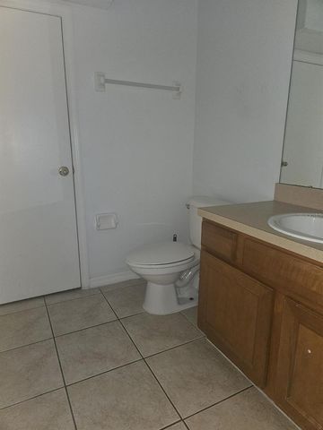 1917 ESTANCIA CIRCLE, Kissimmee, FL 34741
