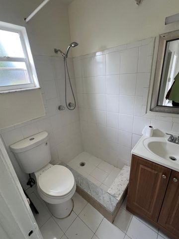 950 SW 74th Ave 950, North Lauderdale, FL 33068