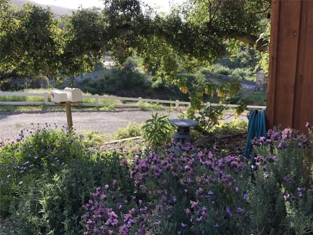 456 S Skyline Drive, Thousand Oaks, CA 91361