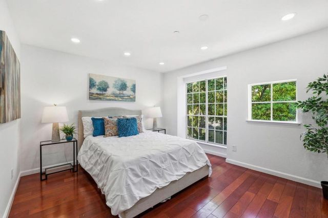 972 Belmont Terrace 7, Sunnyvale, CA 94086