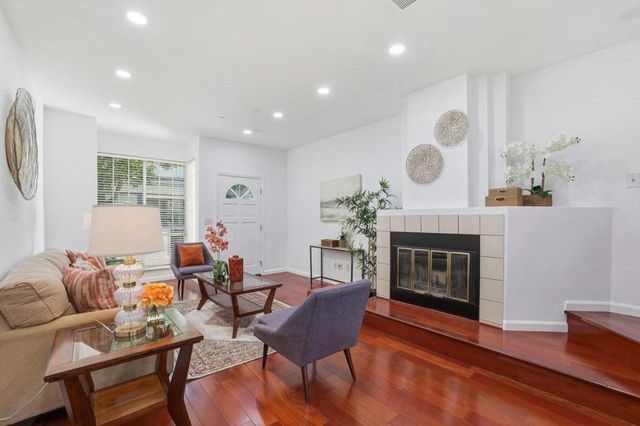 972 Belmont Terrace 7, Sunnyvale, CA 94086