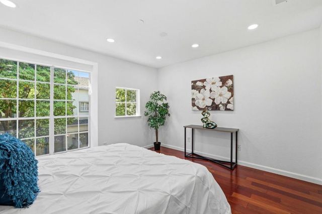 972 Belmont Terrace 7, Sunnyvale, CA 94086