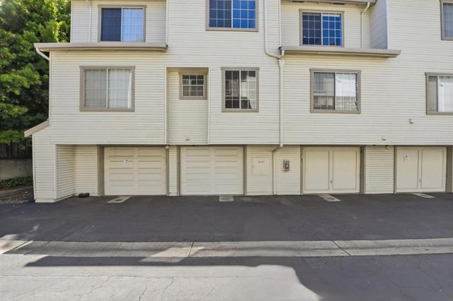 972 Belmont Terrace 7, Sunnyvale, CA 94086