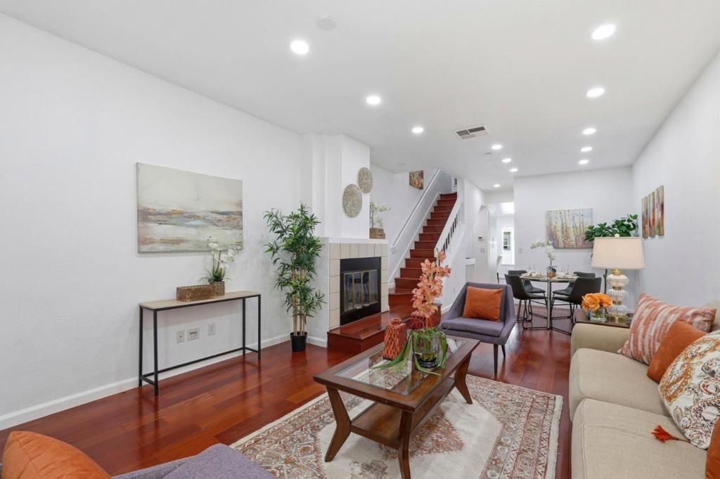 972 Belmont Terrace 7, Sunnyvale, CA 94086