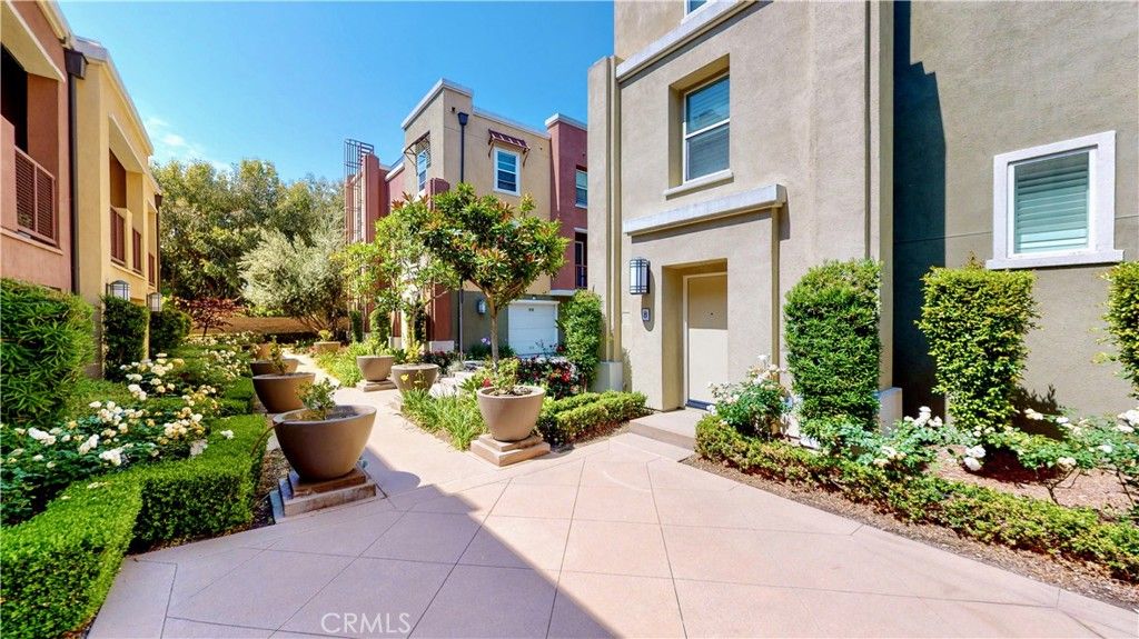 Image 5 of property listing at 12848 Palm Street 4, Garden Grove, CA 92840