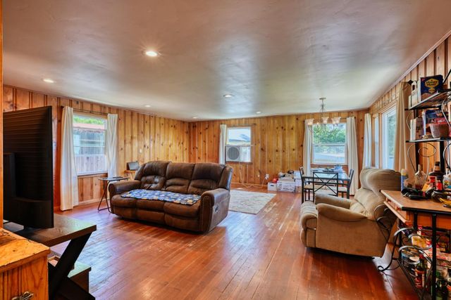 123 Upper Auburn Hts, Auburn, CA 95603
