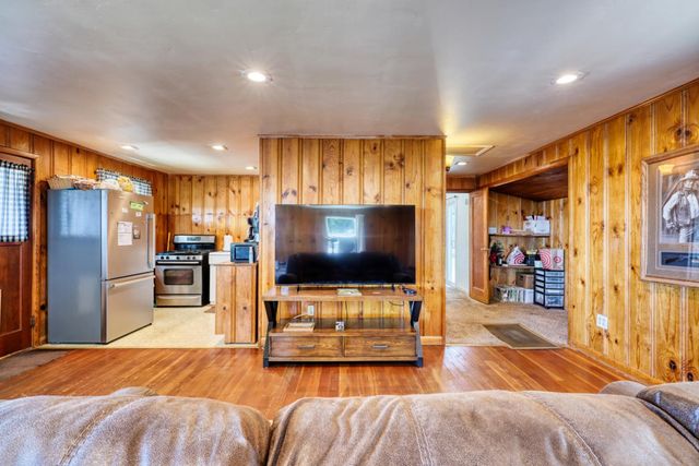 123 Upper Auburn Hts, Auburn, CA 95603