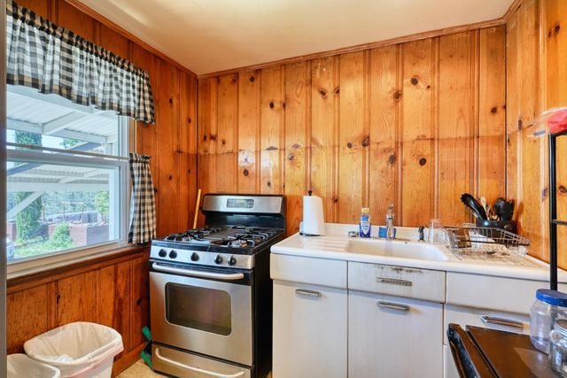 123 Upper Auburn Hts, Auburn, CA 95603