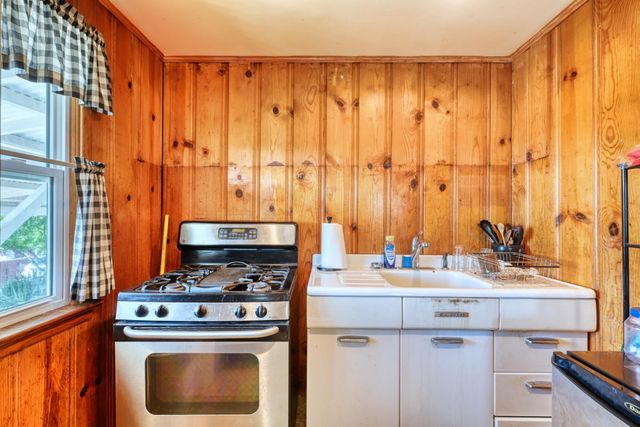 123 Upper Auburn Hts, Auburn, CA 95603