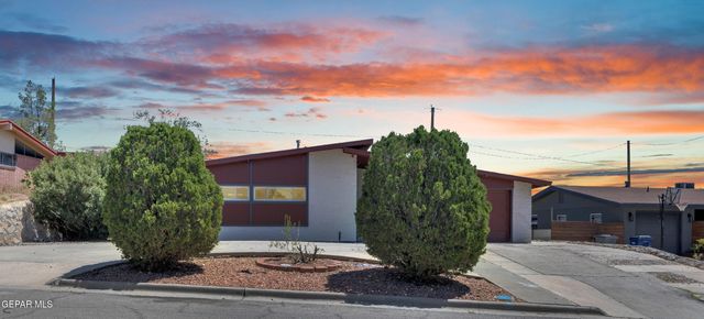 404 CHERMONT Drive, El Paso, TX 79912