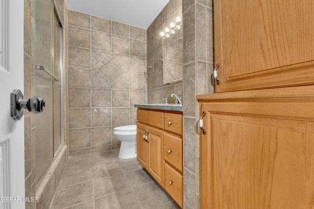 404 CHERMONT Drive, El Paso, TX 79912