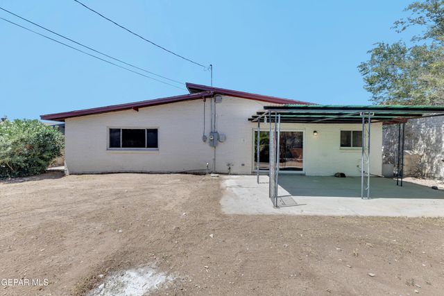 404 CHERMONT Drive, El Paso, TX 79912