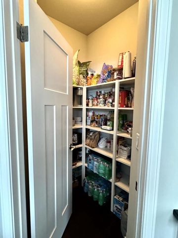 W222S4127 Timm DRIVE, Waukesha, WI 53189