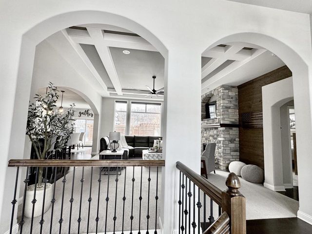 W222S4127 Timm DRIVE, Waukesha, WI 53189