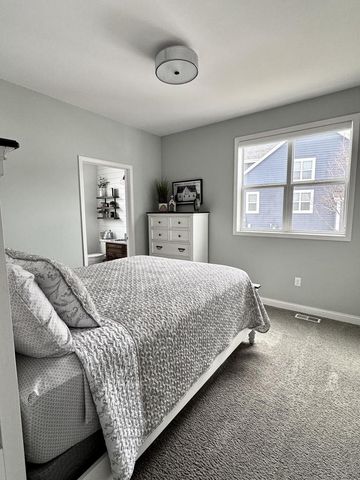 W222S4127 Timm DRIVE, Waukesha, WI 53189