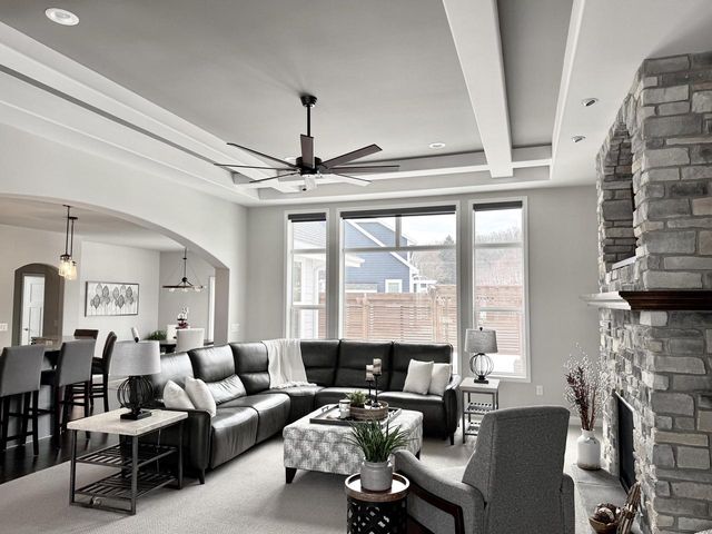 W222S4127 Timm DRIVE, Waukesha, WI 53189