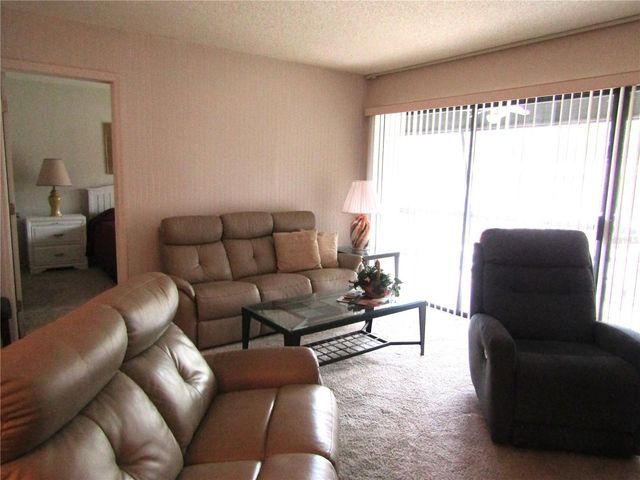 4632 RINGWOOD MEADOW 28, Sarasota, FL 34235