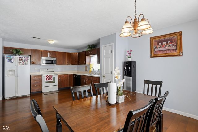 7231 Barnwell Place, Indianapolis, IN 46217