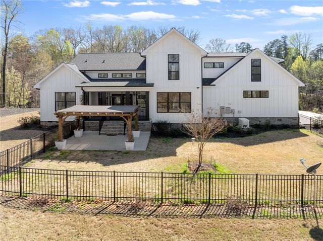 110 Royal Oaks Drive, Anderson, SC 29625