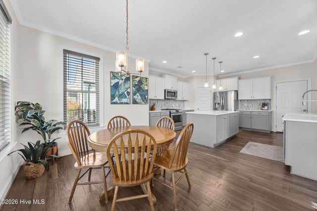 812 W Craftsman Way, Hampstead, NC 28443