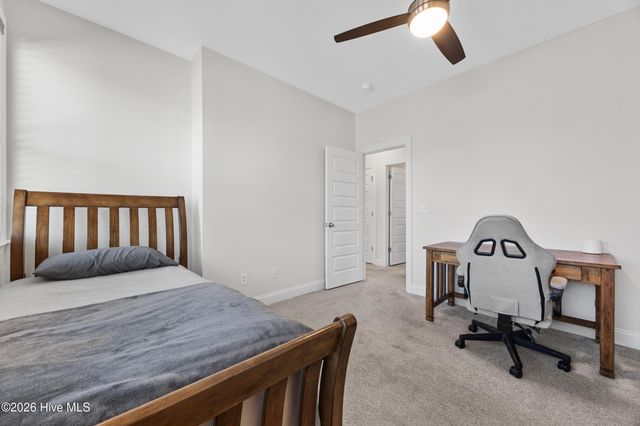 812 W Craftsman Way, Hampstead, NC 28443