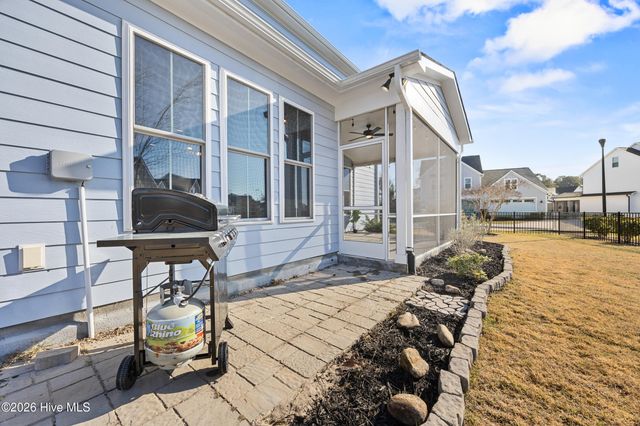 812 W Craftsman Way, Hampstead, NC 28443