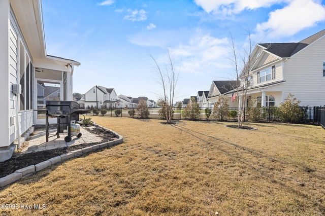 812 W Craftsman Way, Hampstead, NC 28443