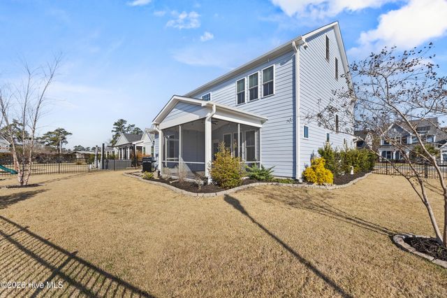 812 W Craftsman Way, Hampstead, NC 28443