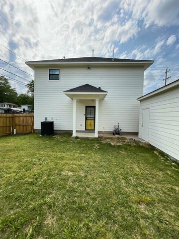 576 N CLAYBROOK ST, Memphis, TN 38104