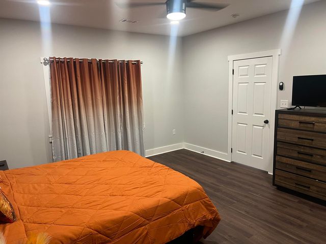 576 N CLAYBROOK ST, Memphis, TN 38104