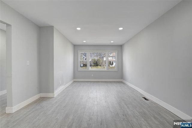 384 W Palisade Avenue, Englewood, NJ 07631