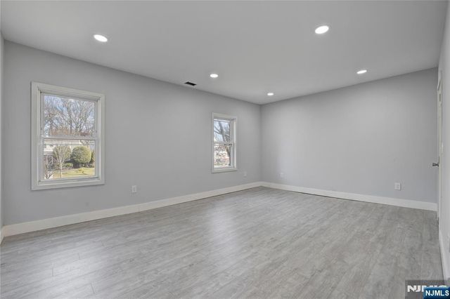 384 W Palisade Avenue, Englewood, NJ 07631