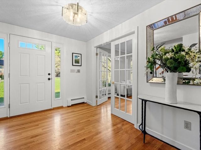 30 Alprilla Farm Rd, Hopkinton, MA 01748