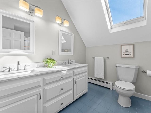 30 Alprilla Farm Rd, Hopkinton, MA 01748