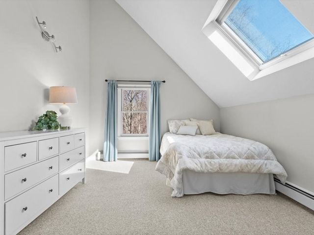 30 Alprilla Farm Rd, Hopkinton, MA 01748