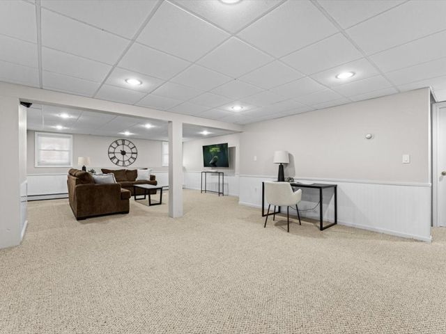 30 Alprilla Farm Rd, Hopkinton, MA 01748