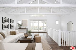 2172 Argyle Avenue, Los Angeles, CA 90068