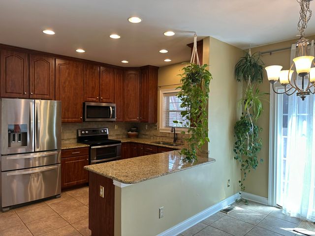 3016 Charleston Gardens Boulevard, Lexington, KY 40515