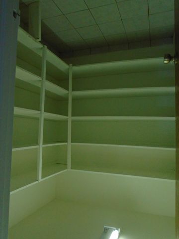 12066 Idaho Avenue, Hanford, CA 93230